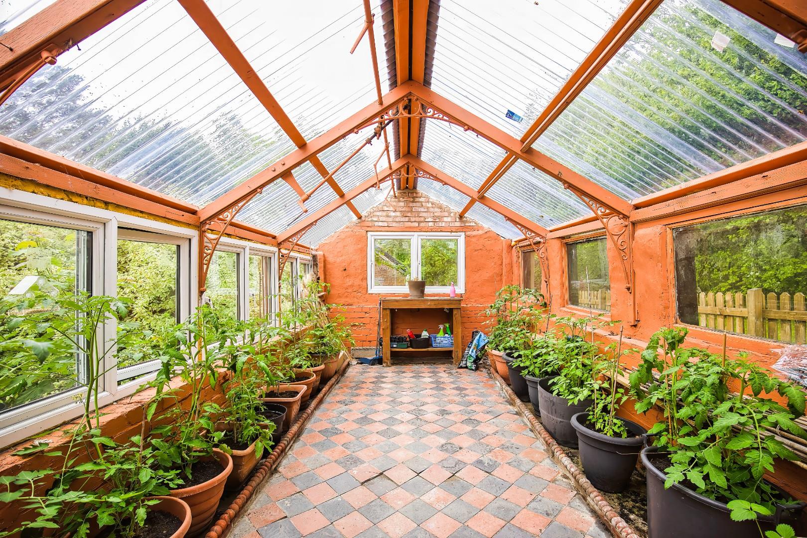 64 Cwmphil Road, Lower Cwmtwrch, Swansea, SA9 2QA